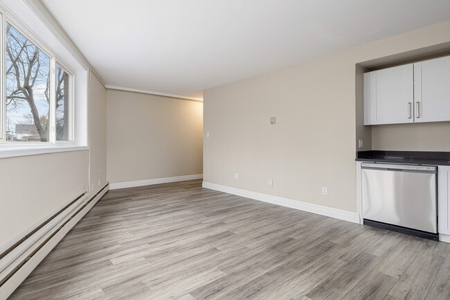 Building Photo - 85 Park