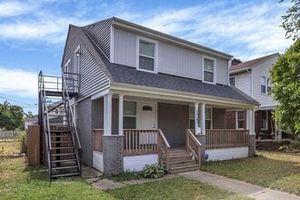 Building Photo - 1745 Sullivant Ave