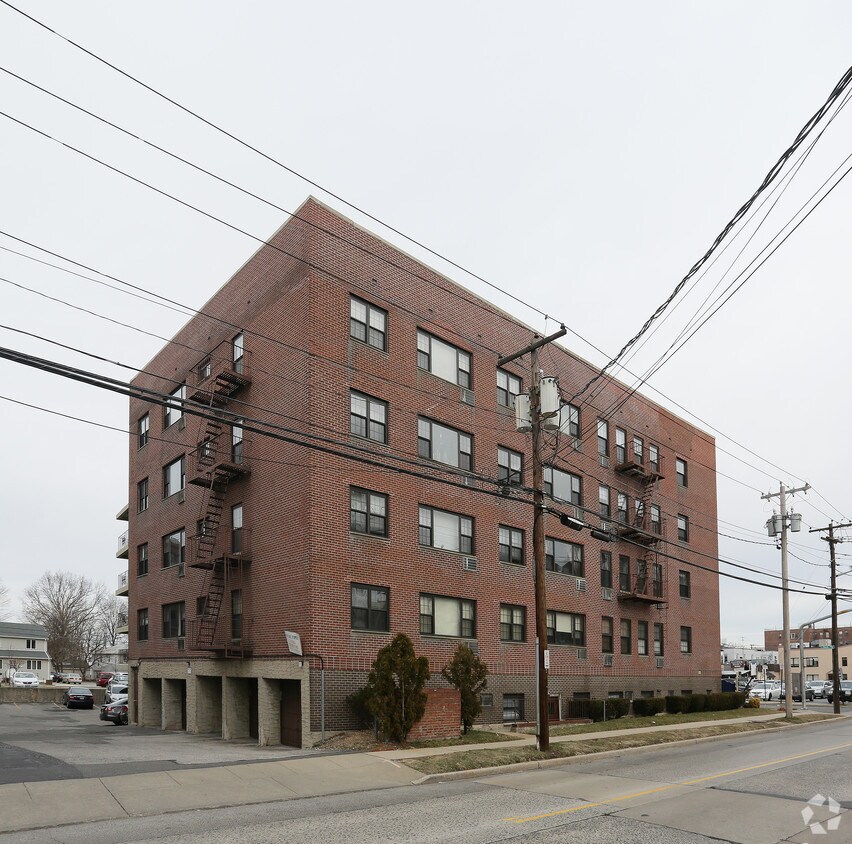 heritage house apartments