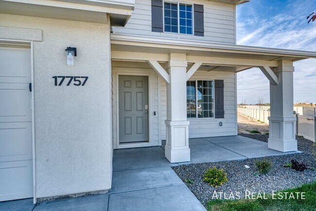Foto del edificio - 17805 N Harpster Wy