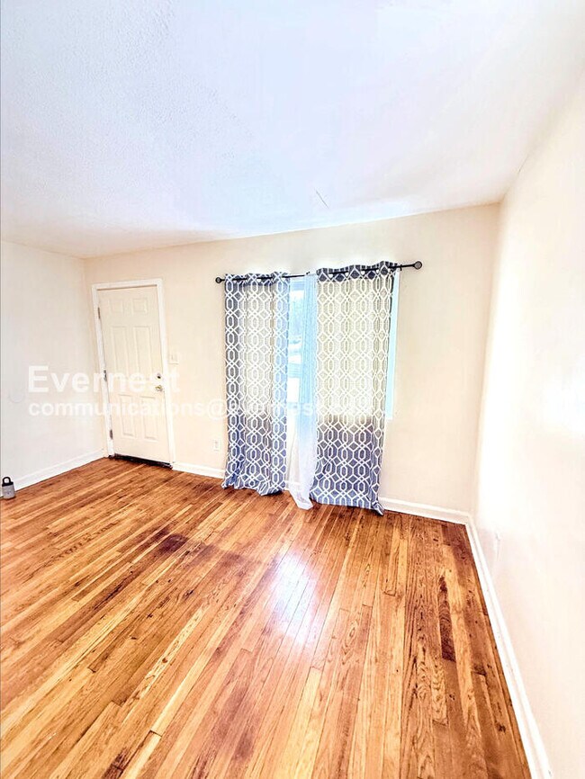 Foto del edificio - 19449 W Chicago