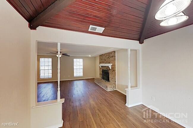 Foto del edificio - 914 Shell Ln