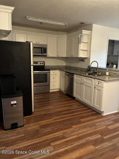 Foto del edificio - 7821 Maplewood Dr
