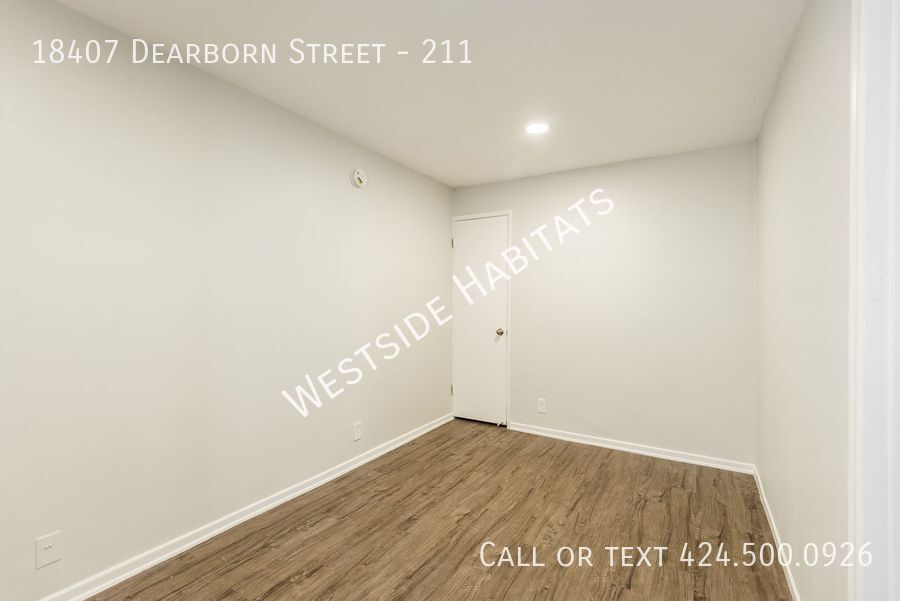 Primary Photo - 18407 Dearborn - Gorgeous, fully renovated...