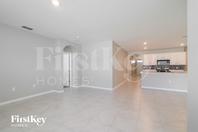 Foto del edificio - 709 Kindred Ln