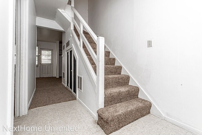 Building Photo - 2 br, 1 bath House - 732 W. 1st Street