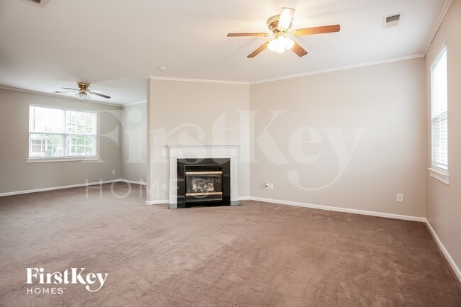 Building Photo - 2329 Nettleton Ct