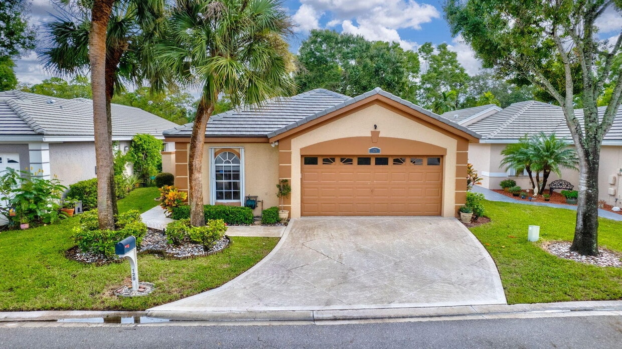 Photo - 129 Harbor Lake Circle, Greenacres, FL 33413 - 3 BR 2 BA Single-Family Home