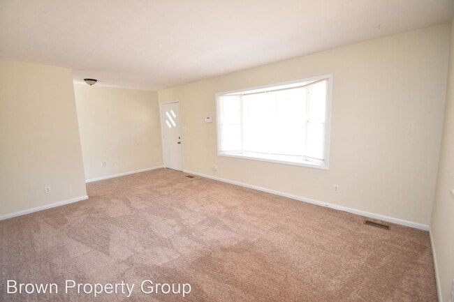 Building Photo - 3 br, 1.5 bath House - 1800 Dewsberry Dr
