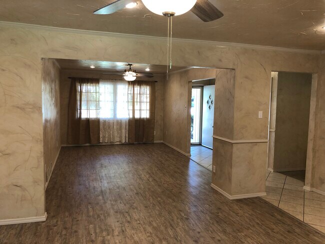 Foto del edificio - 3415 60th St