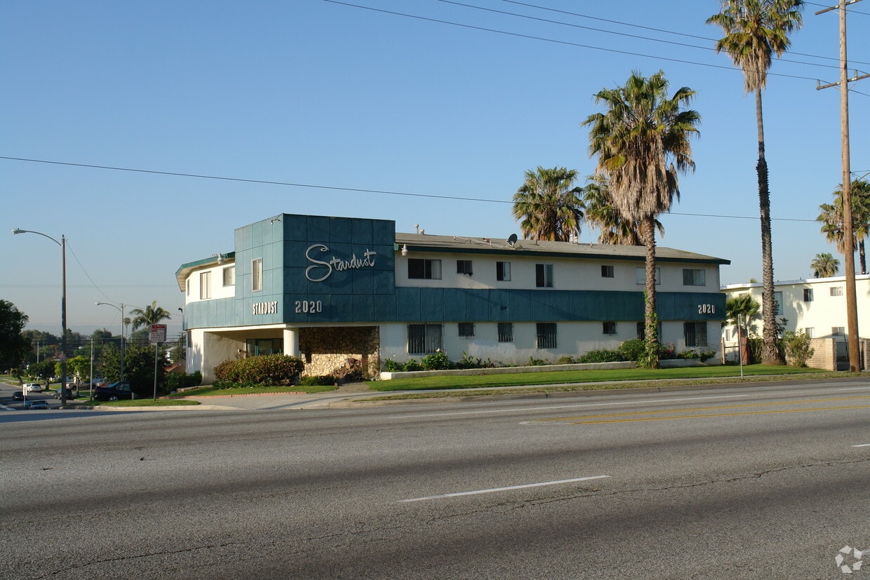 The Stardust Apartments - The Stardust Apts.