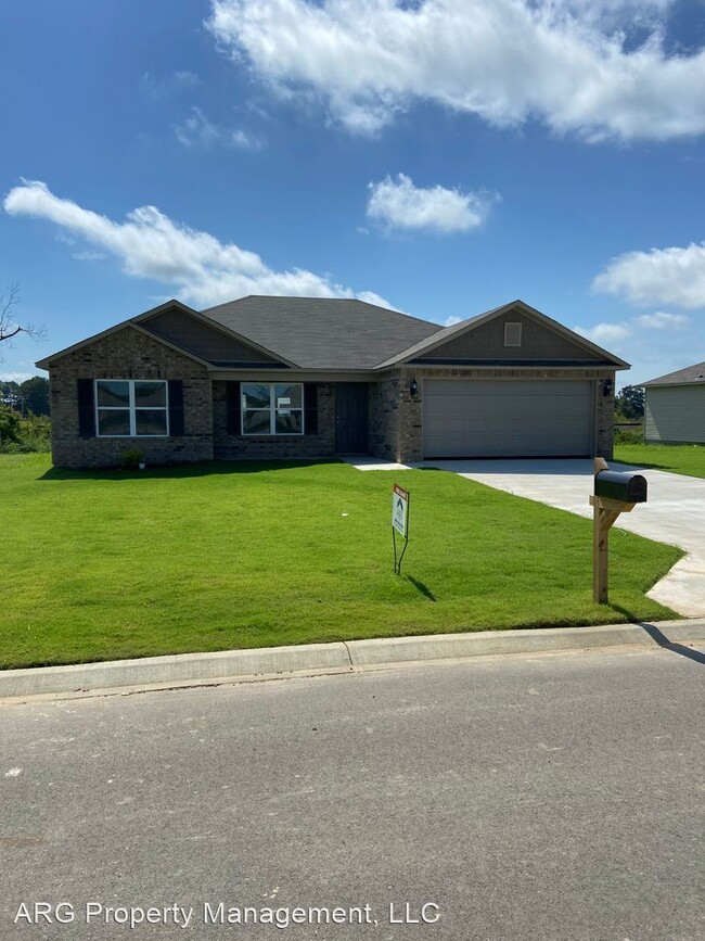 Building Photo - 3 br, 2 bath House - 110 Ellis Drive