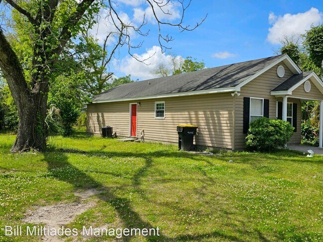 Foto del edificio - 3 br, 2 bath House - 1149 Darwin St.