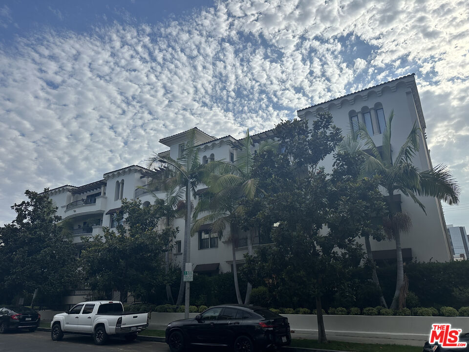 Foto del edificio - 122 N Clark Dr