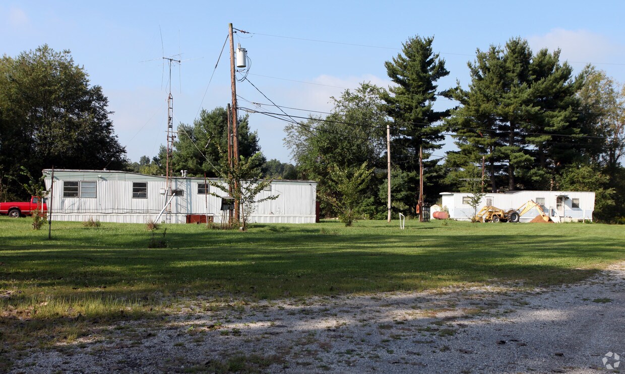 Foto del edificio - M & M Mobile Home Park