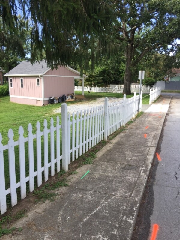 Building Photo - 606 Ray Ave