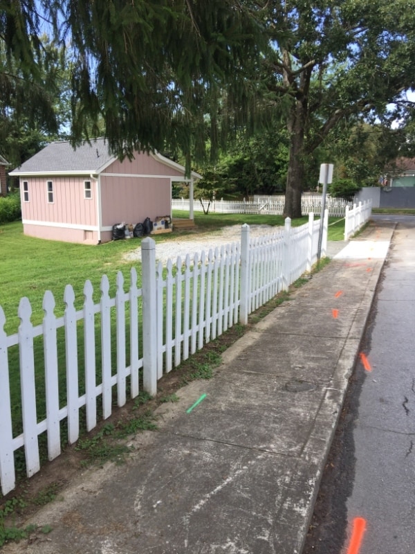 Foto del edificio - 606 Ray Ave