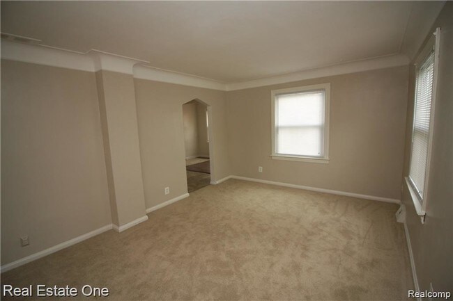 Building Photo - 18546 Eastwood Dr