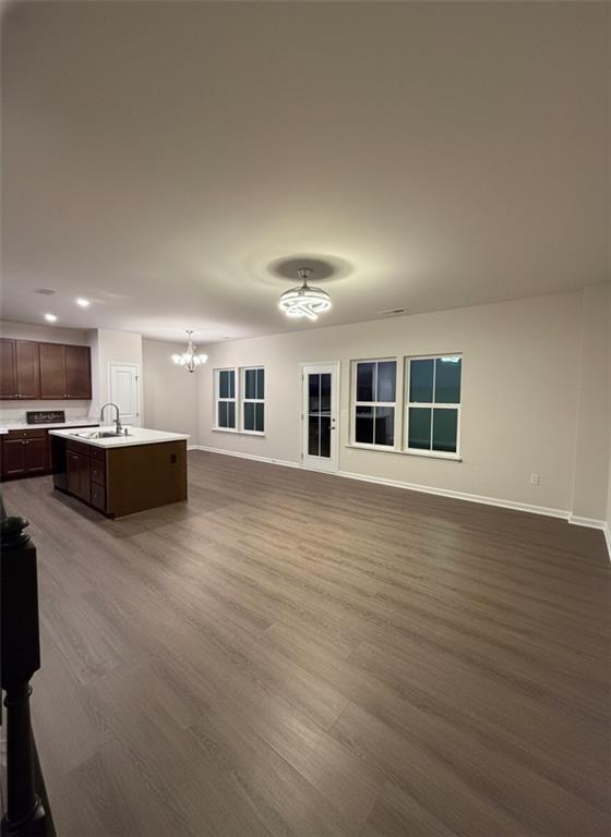 Foto del edificio - 46 Storm Ln