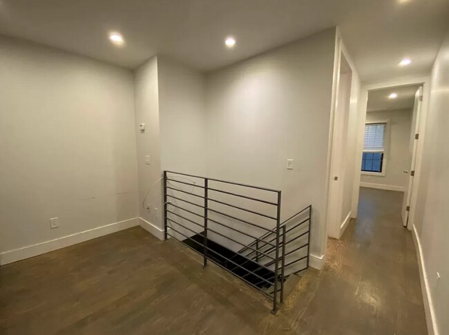Foto del edificio - 1092 Nostrand Ave