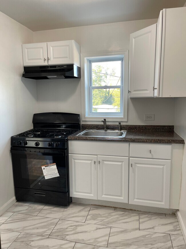 5224 Patrick Henry Dr, Baltimore, MD 21225 Townhome Rentals in Baltimore MD