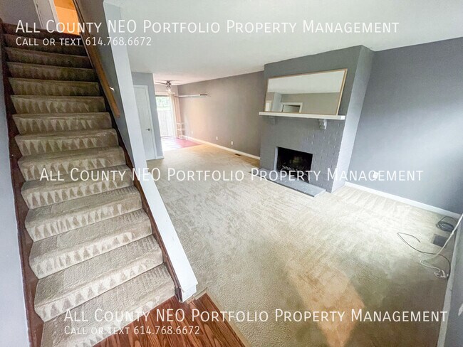 Building Photo - 2 Bed, 1.5 Bath Dublin Condo For Rent!