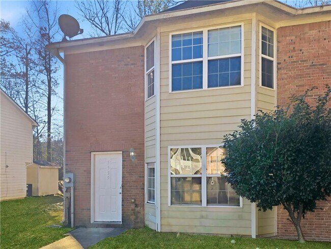 Foto del edificio - 5539 Pineridge Ct
