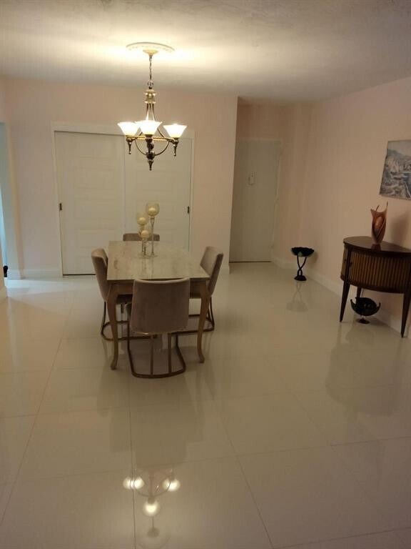 Building Photo - 4250 Galt Ocean Dr