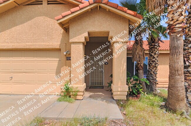 Foto del edificio - 2240 S Quail Hollow Dr