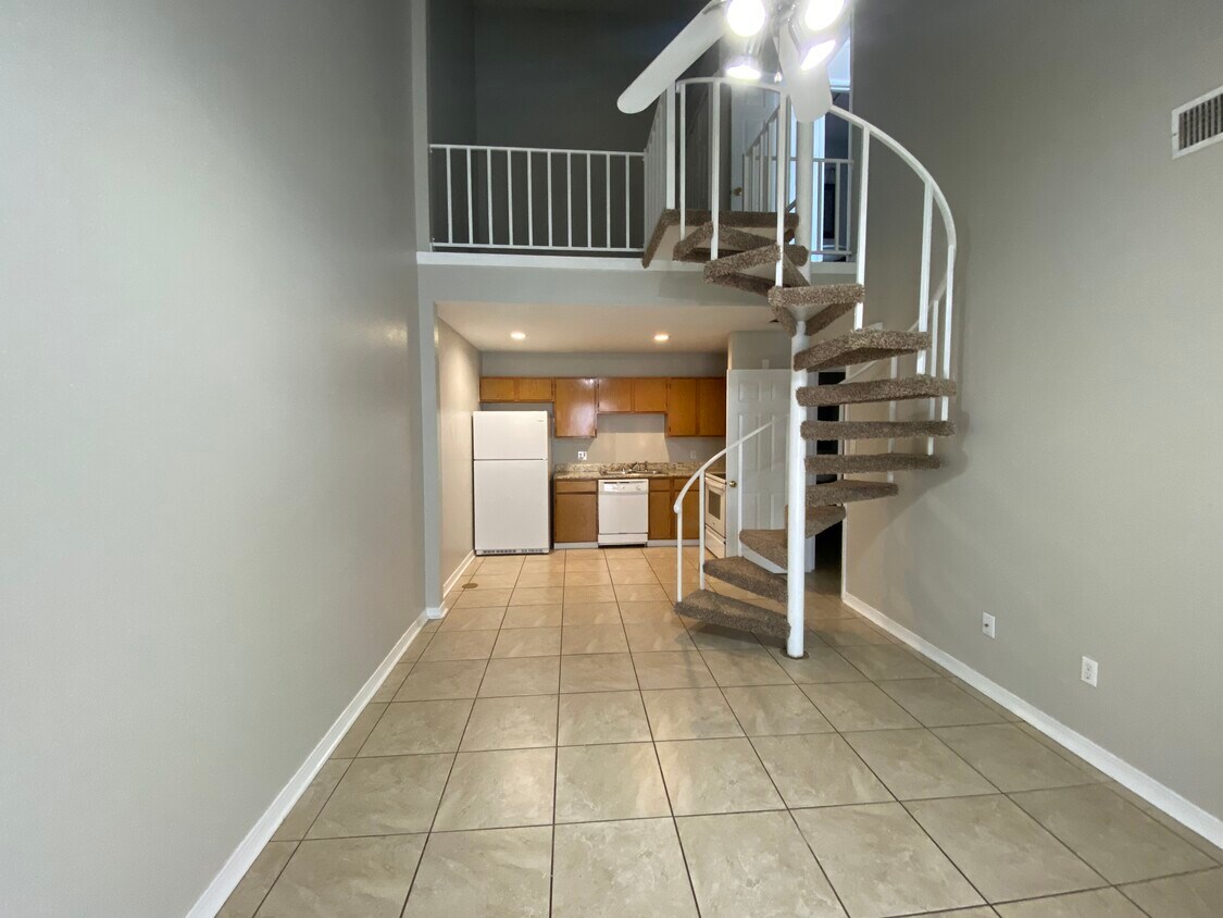 Foto principal - 248 Settlers Park Dr