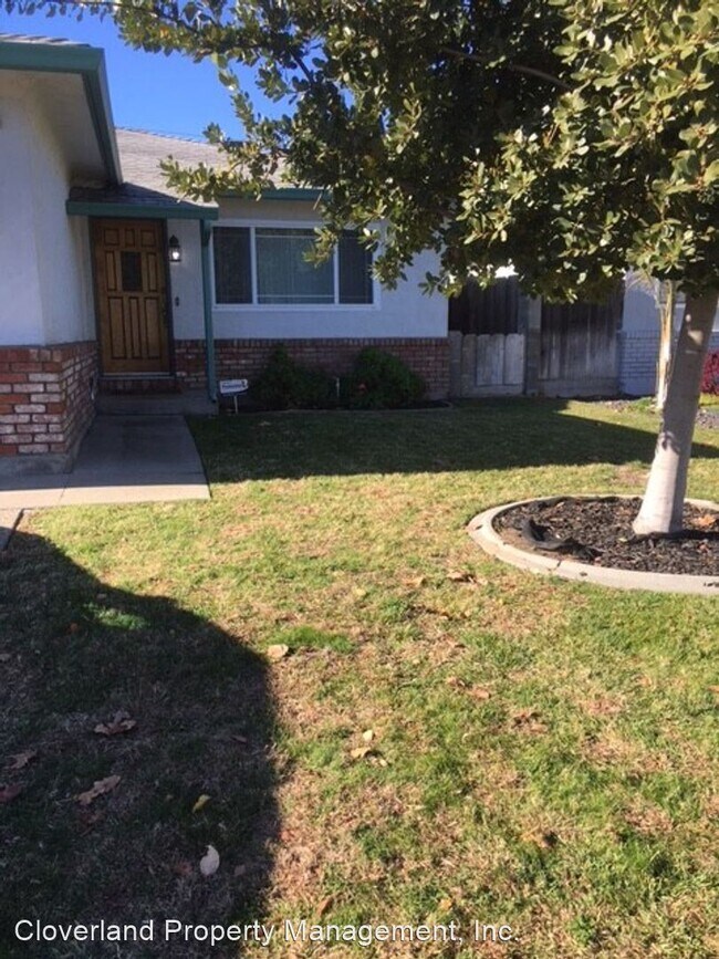 Building Photo - 4 br, 2 bath House - 829 Jade Place