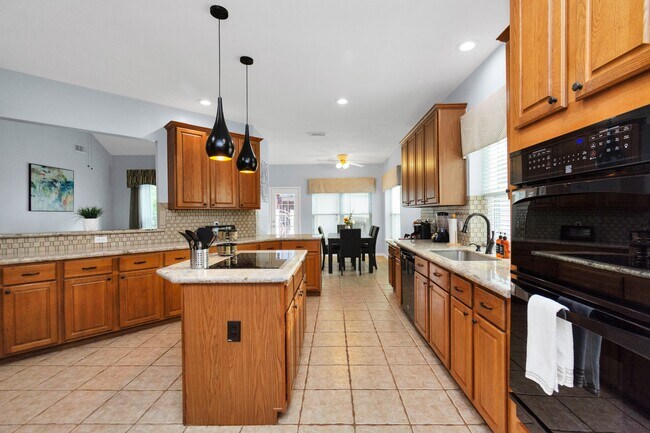Foto del edificio - 19722 Cherry Oaks Ln