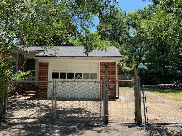 Foto del edificio - 1308 Ingleside Ave