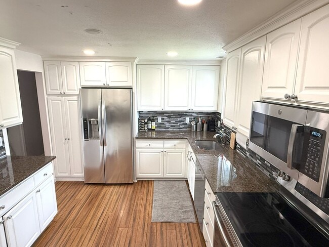Photo - 17215 SW Barcelona Way House