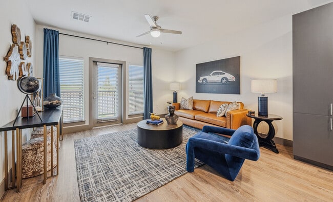 Private Balconies at Broadvue Apartments - Broadvue Apartments