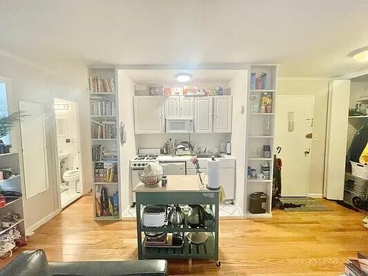 Foto del edificio - 155 E 38th St