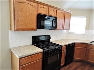 Building Photo - 2512 Elara Dr