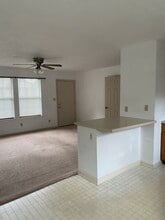 Building Photo - 229 Doughty Dr