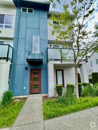 Building Photo - 14647 36th Ct NE
