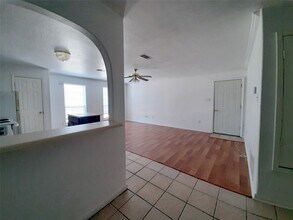 Building Photo - 4542 Otterbury Dr