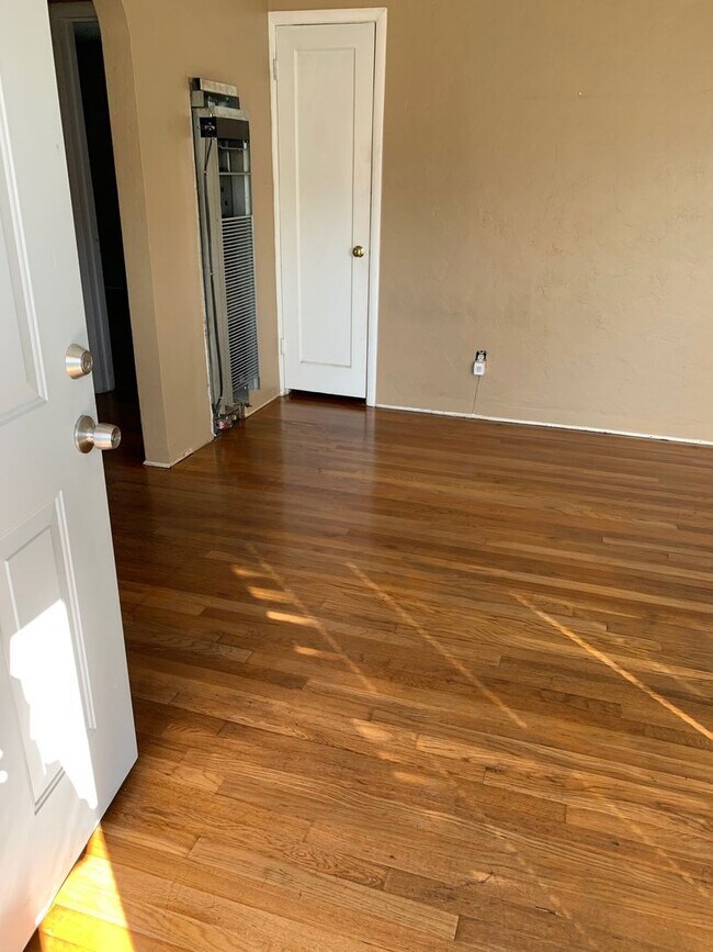 Foto del edificio - Two bedroom 1 bath