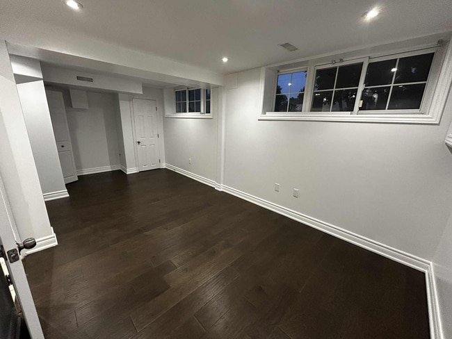 Building Photo - 3 Alamosa Dr