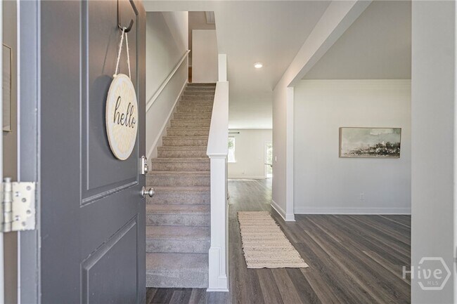 Building Photo - 756 Logging Hl Dr