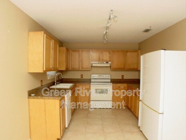 Building Photo - 5516 Knob Hill