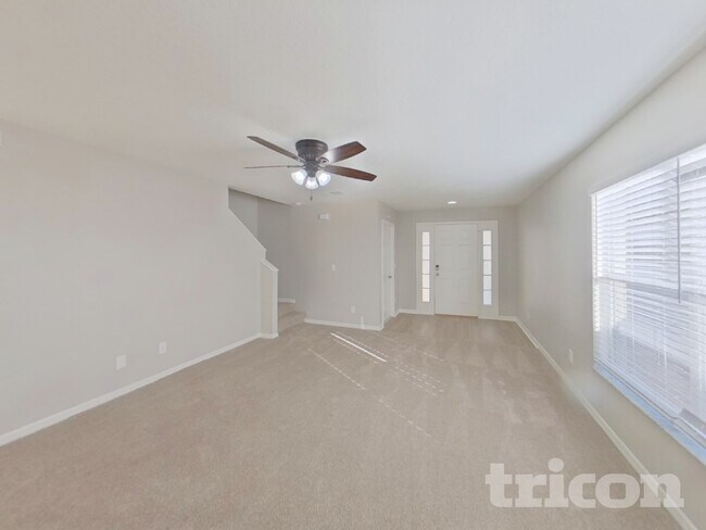 Foto del edificio - 7543 Oxford Garden Cir