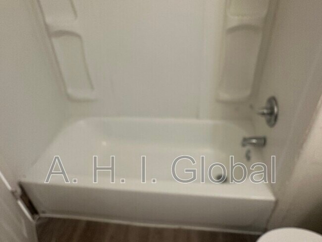 Foto del edificio - 2417 N Wilson St