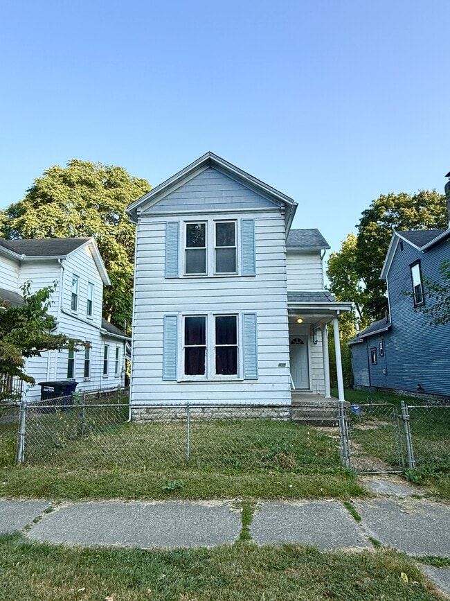 Building Photo - 435 Wyoming St