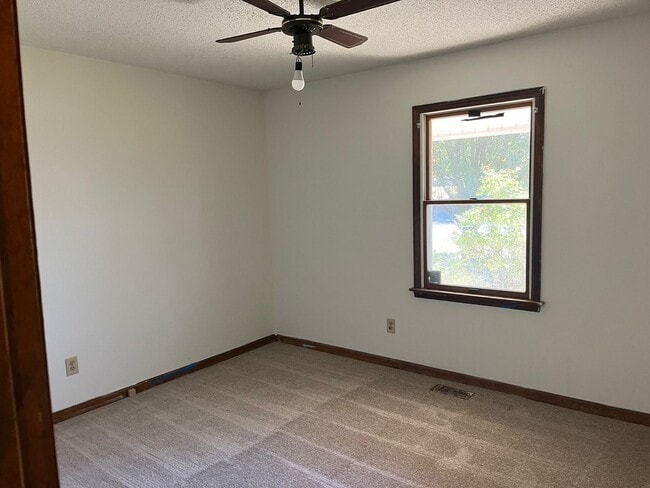 Foto del edificio - 5741 Stevens Mill Rd