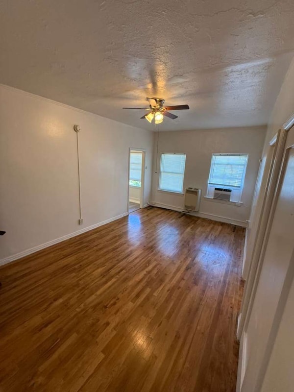 Photo - 3950 W 8th St Apartment