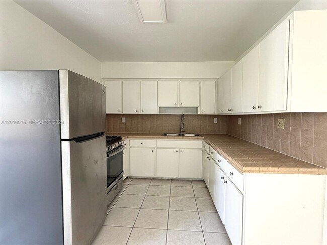 Foto del edificio - 1740 SW 47th Ave
